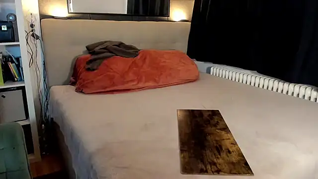 Oktopussy: απευθείας συνομιλία ΧΧΧ