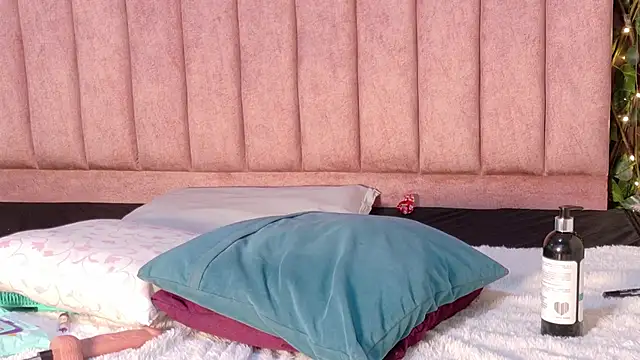 MiaJanss 라이브 XXX 채팅