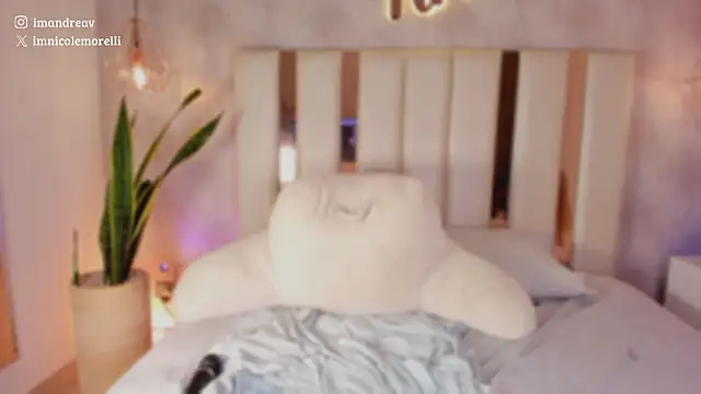 Nicolemorelli2's Live XXX Chat