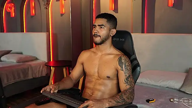 Chat XXX Live Reik_Vonn