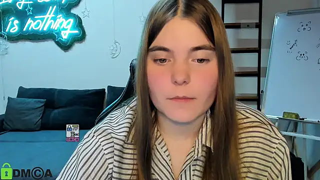 MiraaBloom Live XXX Chat