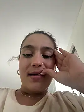 ArielSparkz Chat XXX in diretta