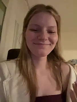 MaryHiggins Adlı Modelin Canlı XXX Sohbeti