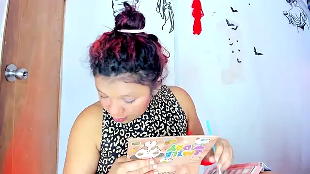 Czat XXX na żywo – Emily_Coper18