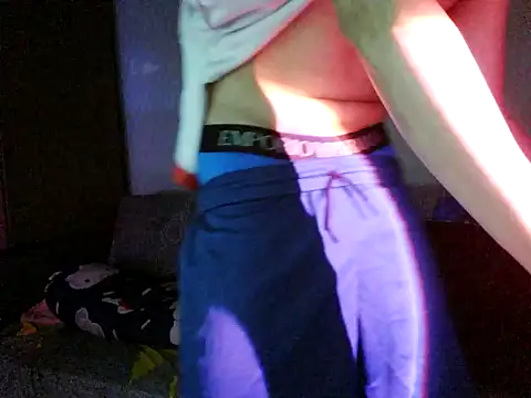 boyhigh1997 网络视讯表演