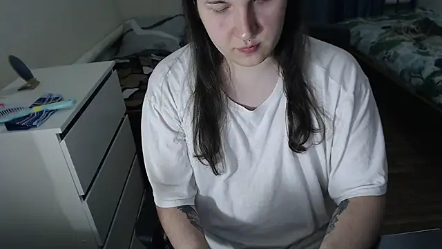 EvaMiron 现场XXX聊天