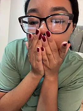 Pokazy przed kamerką – XMara