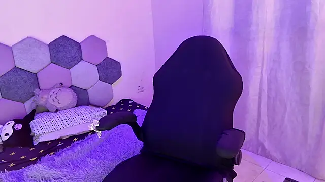 Czat XXX na żywo – Horny_tgn