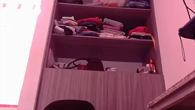 nicolle_milf1978's Live XXX Chat