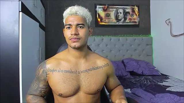 luigi_hot_: απευθείας συνομιλία ΧΧΧ