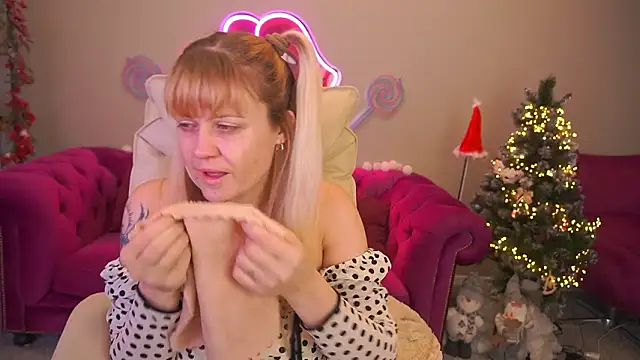 BellaLaPetit 现场XXX聊天