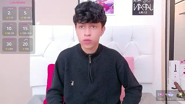 Axel__Evans 现场XXX聊天