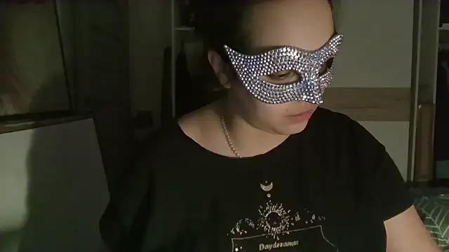 Miniee94 live XXX chat