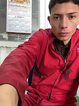 santiObrero 现场XXX聊天