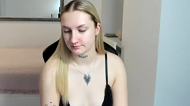 Živý XXX chat AlexaTease