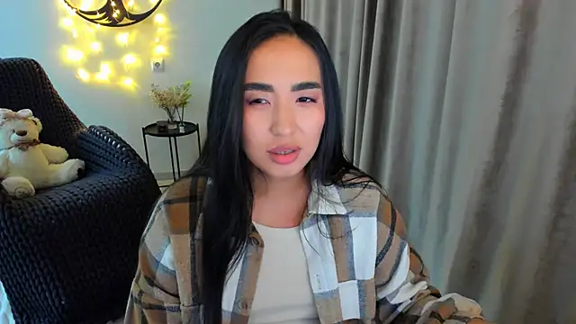 worldofkim Adlı Modelin Canlı XXX Sohbeti