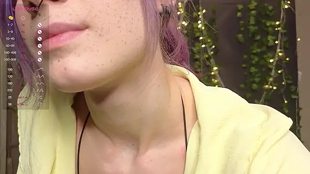 christy_memeow Obrolan Langsung XXX