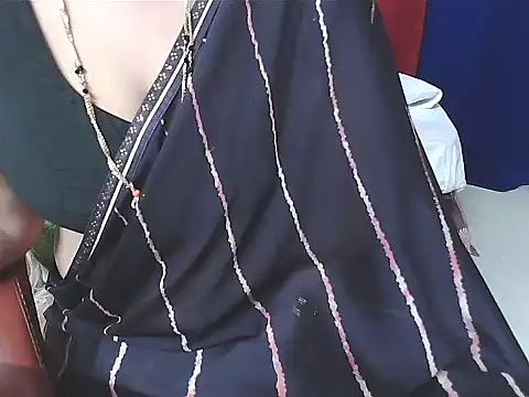 sunitha-3 Obrolan Langsung XXX