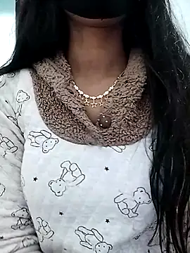 Ratri-Biswas 웹캠 쇼