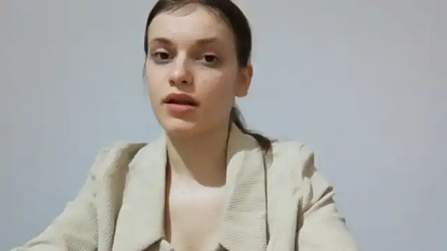 MildredVillareal Adlı Modelin Canlı XXX Sohbeti