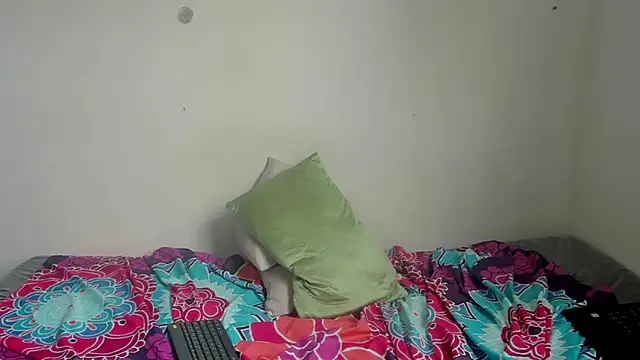 Chat +18 de cirosky_elchicopolla ao vivo