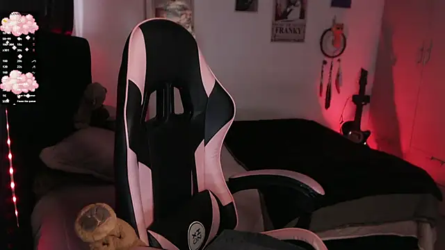 Theprojectsaraa 现场XXX聊天