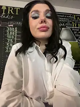 MaeveMoon 现场XXX聊天