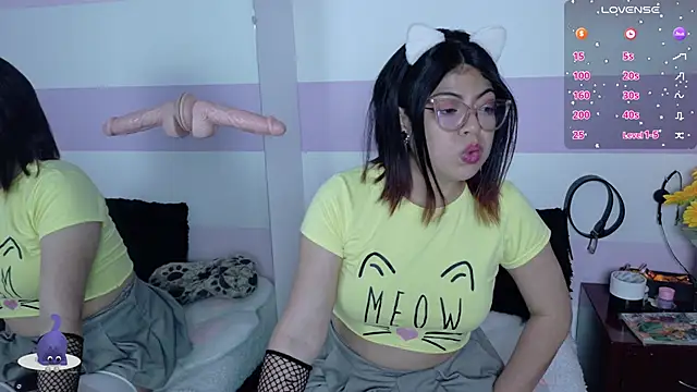 Catwhite_'s Live XXX Chat