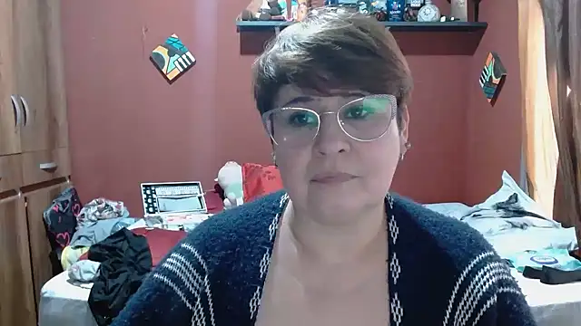 Chat +18 de Sasharosee2 ao vivo