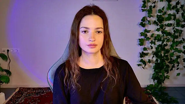 KiraVair: онлайн-секс-чат