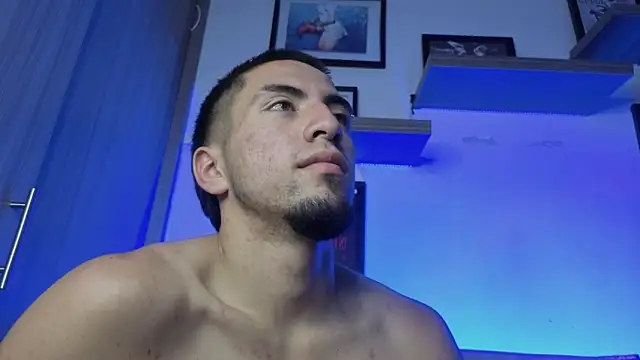 AresMassimoX Chat XXX in diretta