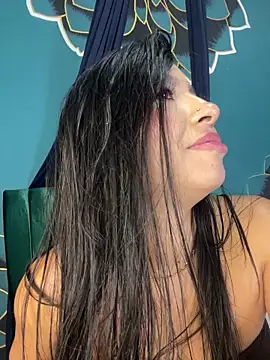 Chat +18 de Kamie_SebasDolce ao vivo