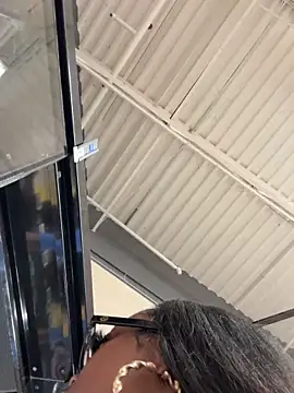 Chat XXX ao vivo de sevynsexysinss