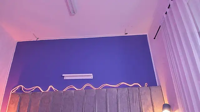 Chat +18 de Aura_sun ao vivo