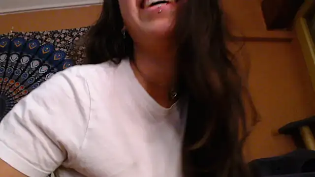 Czat XXX na żywo – IntimateTales