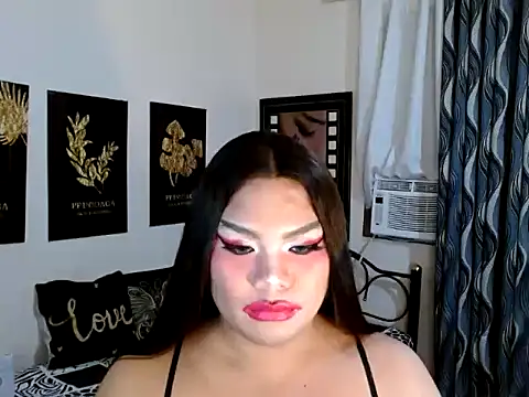 TSbrianaHugeCock 现场XXX聊天