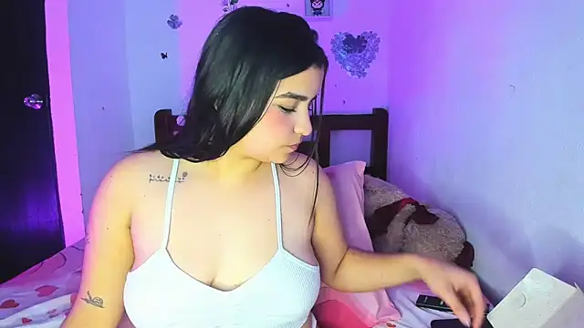 Babyhoney18 即時 XXX 聊天