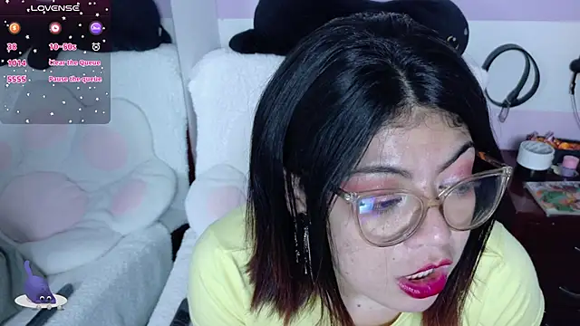 Catwhite_'s Live XXX Chat