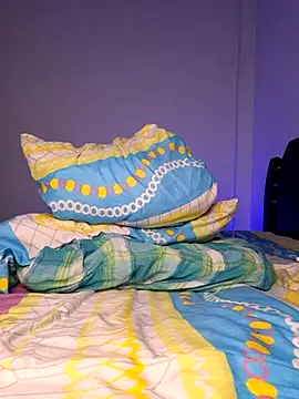 curly_girl_31 即時 XXX 聊天