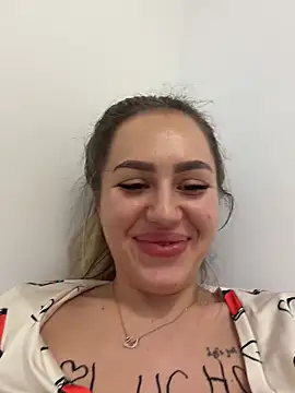 alisa_w Chat XXX in diretta