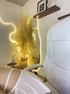 Zoe_Serrat Adlı Modelin Web Kamerası Şovu