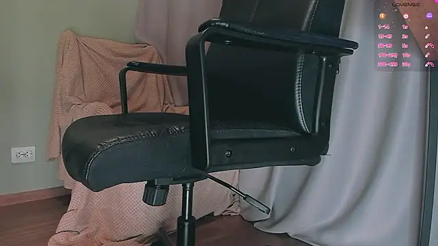 queen_carlyのライブXXXチャット