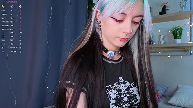 TristaRoht élő XXX-chatje