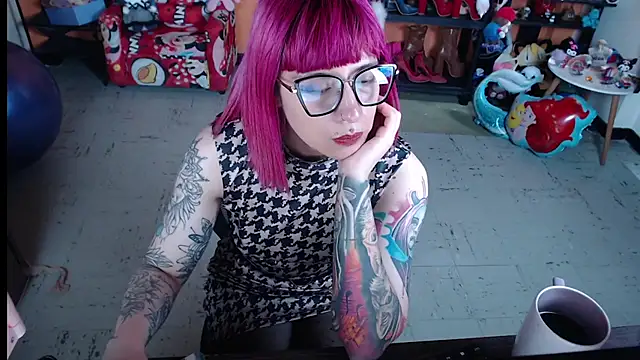 MissMiia2's Live XXX Chat