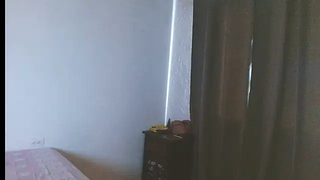 chanellmontes3's Live XXX Chat