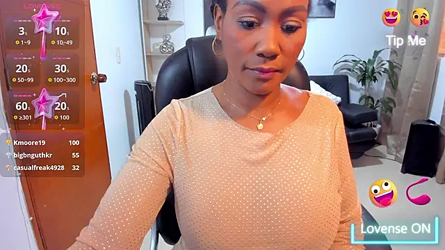 Alison_Lemos: διαδικτυακό σόου στην κάμερα