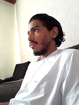 OfficialMineirinho – Naživo XXX chat