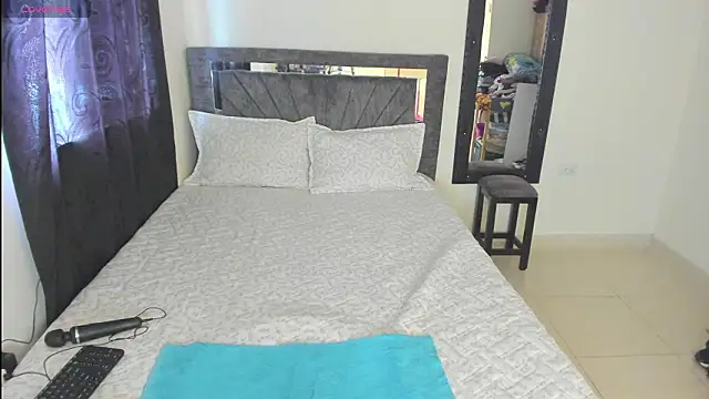 Laurasofia01 Chat XXX in diretta