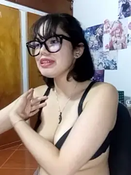 Chatroom XXX en direct de isabella_miko