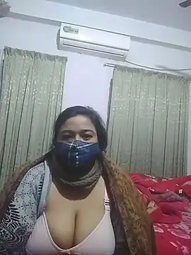 momo_loves Chat XXX live